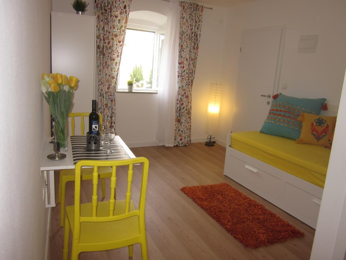 מאקרסקה Apartment On The Square מראה חיצוני תמונה
