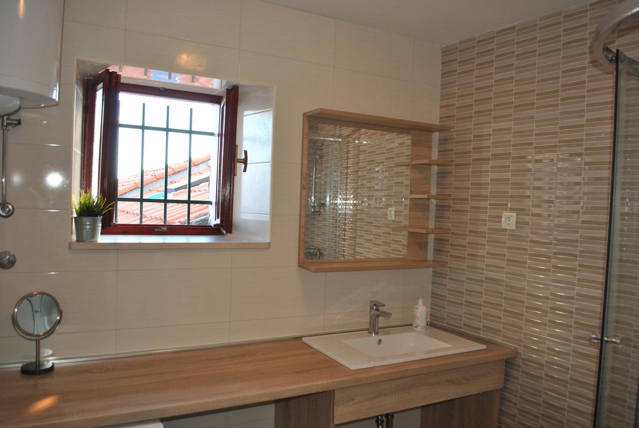 מאקרסקה Apartment On The Square מראה חיצוני תמונה