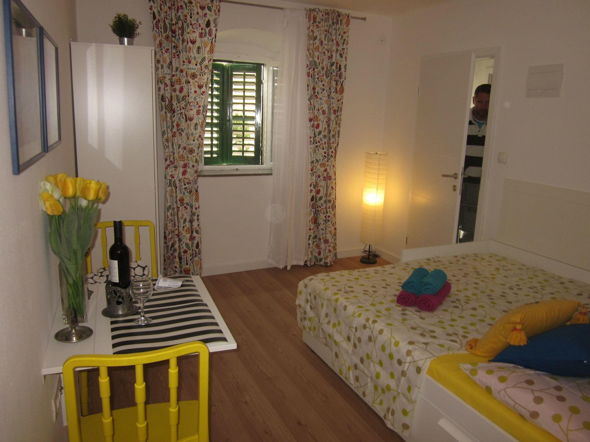 מאקרסקה Apartment On The Square מראה חיצוני תמונה